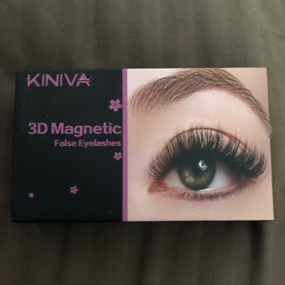 3-D Magnetic Eyelashes. Brand new.